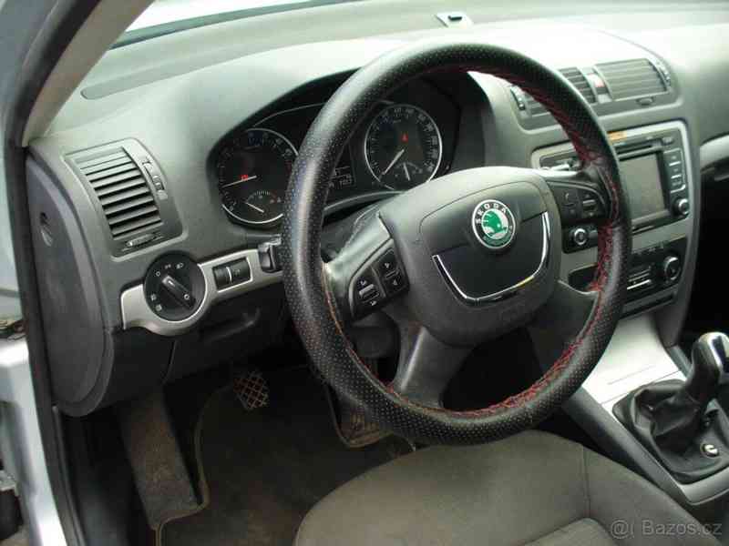 Škoda Octavia 2,0 TDI Elegance Edition Combi  TDI 103 kw,r.v - foto 3