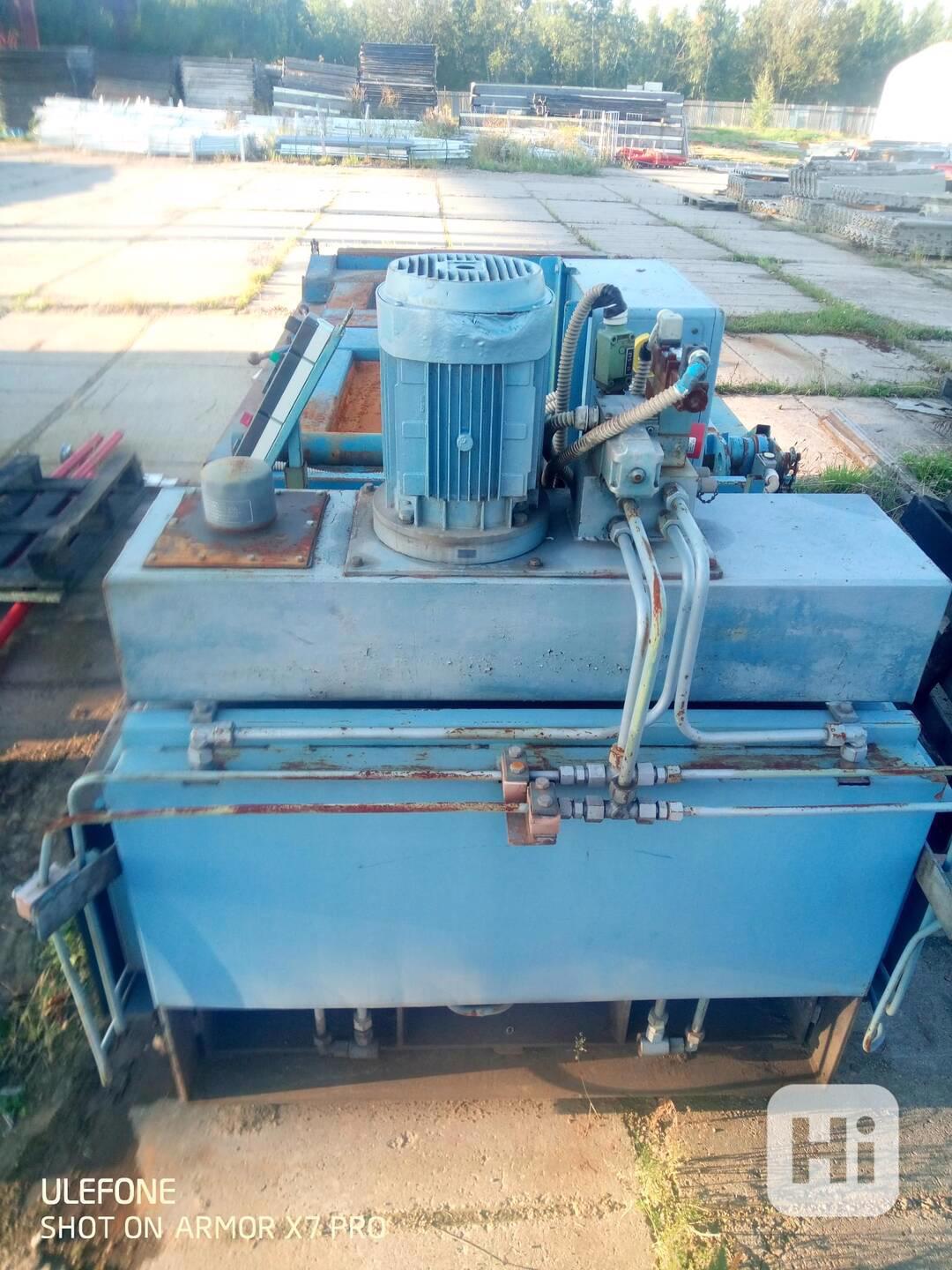 Hydraulický lis na papír a plasty PRESONA - foto 1
