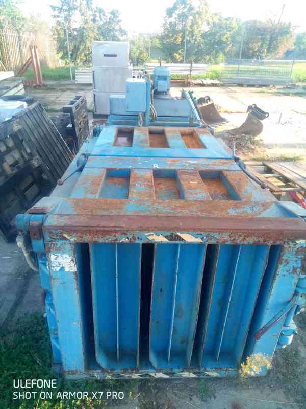 Hydraulický lis na papír a plasty PRESONA - foto 4