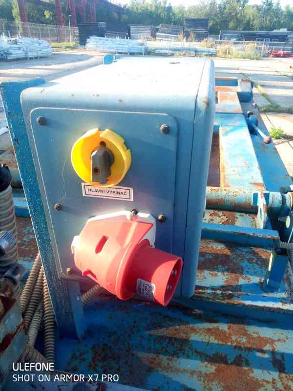 Hydraulický lis na papír a plasty PRESONA - foto 9