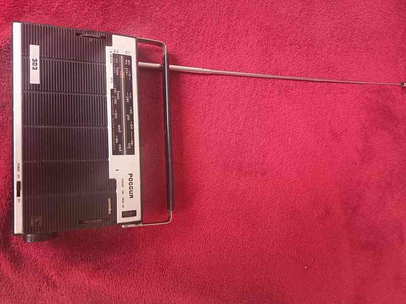 Tranzistorové rádio Rosija 303, funkční  - foto 2