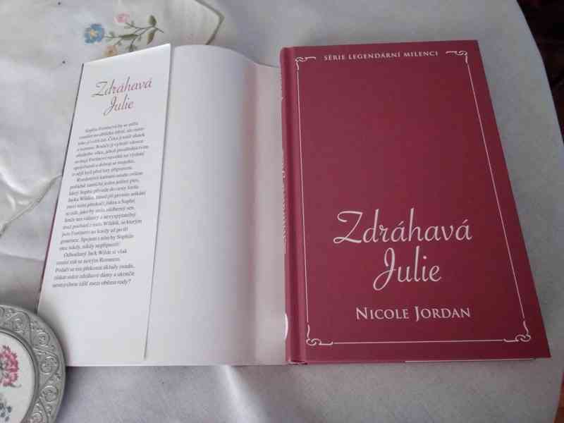Zdráhavá Julie - román - foto 2