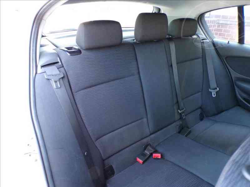 BMW 116  1,6i - KLIMATIZACE - foto 11