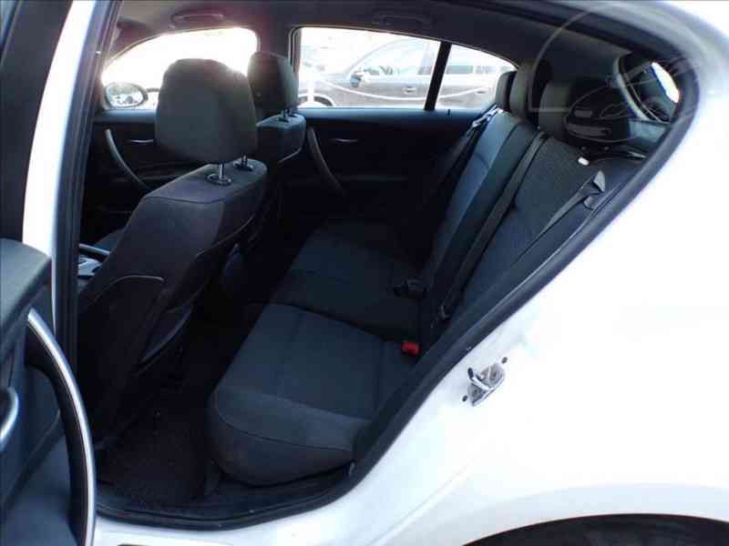 BMW 116  1,6i - KLIMATIZACE - foto 9