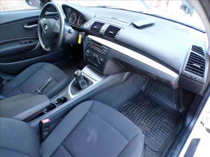 BMW 116  1,6i - KLIMATIZACE - foto 12