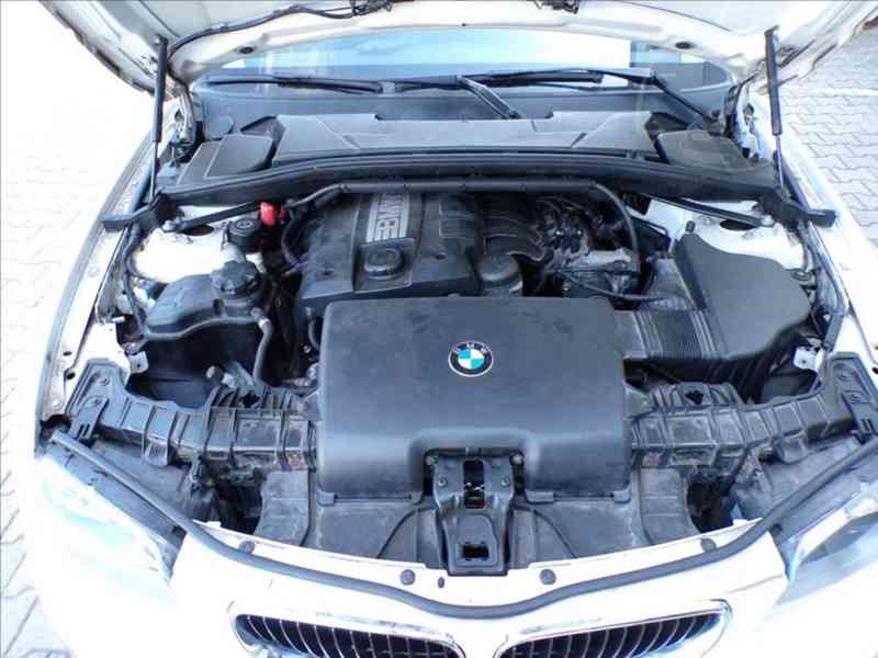 BMW 116  1,6i - KLIMATIZACE - foto 14