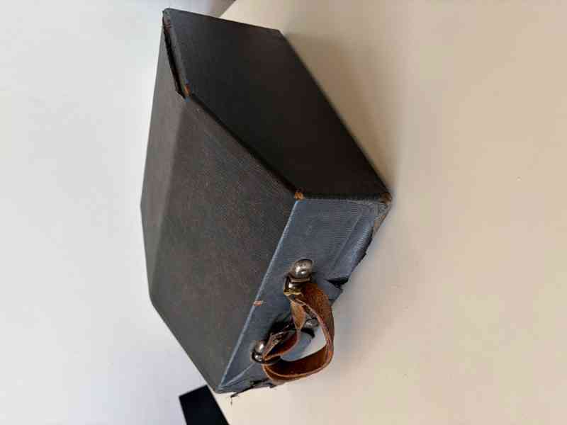 Historický psací stroj Urania - foto 2