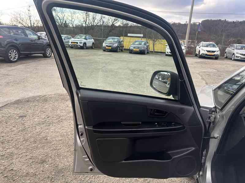 Fiat Sedici 1.9JTD 4x4/1MAJ/Multijet - foto 12