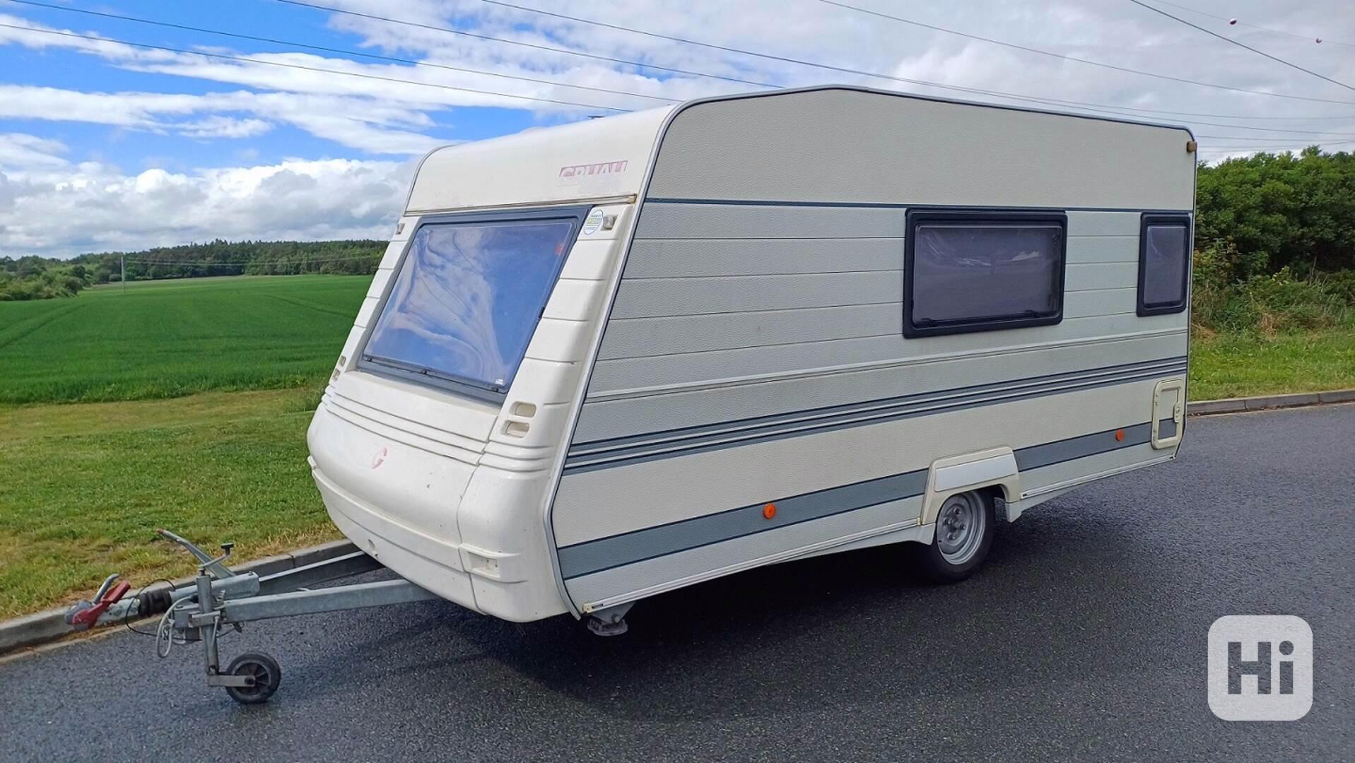 Karavan CRUAU Floreal 450 + předstan + 100 km + nová STK - foto 1