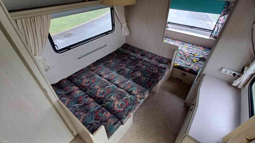 Karavan CRUAU Floreal 450 + předstan + 100 km + nová STK - foto 10