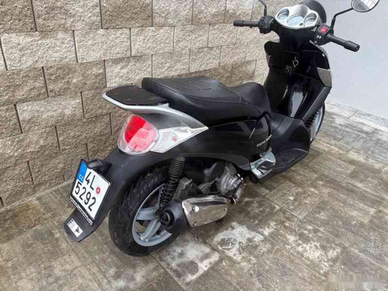 Aprilia scarabeo 250 2007 - foto 10