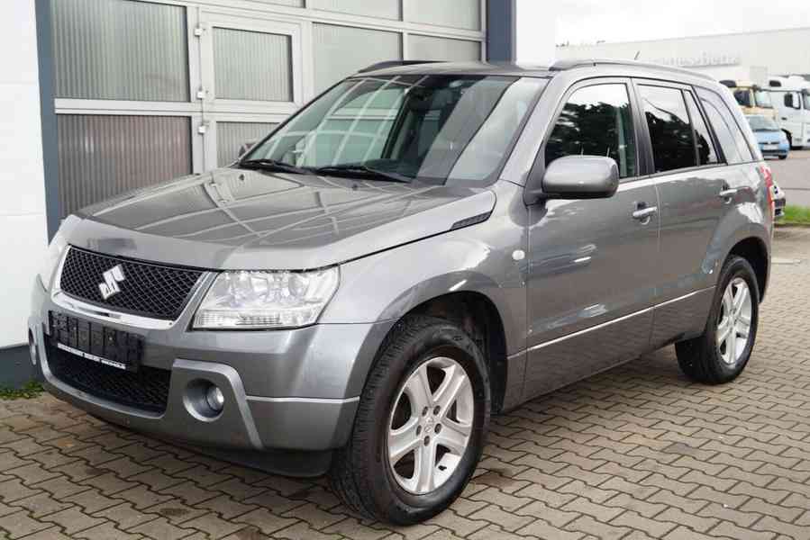 Suzuki Grand Vitara 2.0i Aut. Comfort benzín 103kw - foto 18