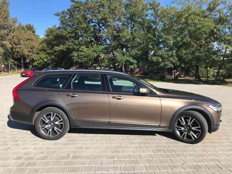 Volvo V90 Volvo V90 CC D5 - foto 7