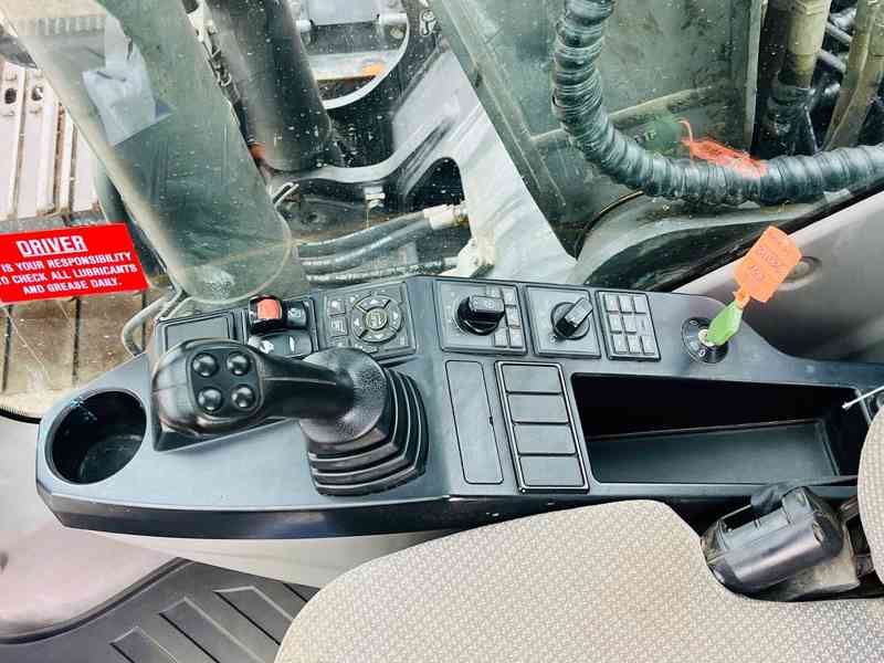 Pásové rypadlo Volvo EC140EL (Možnost leasingu) - foto 9