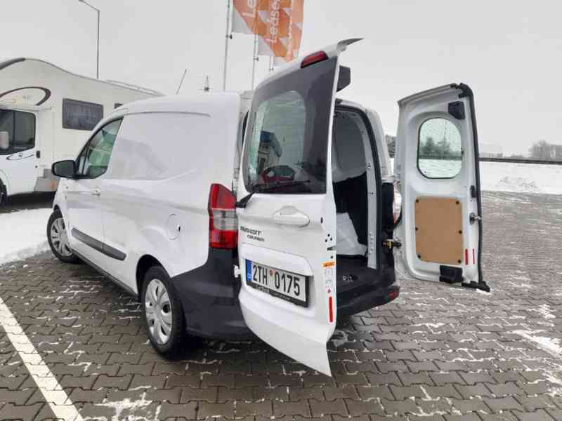 FORD TRANSIT COURIER - foto 15