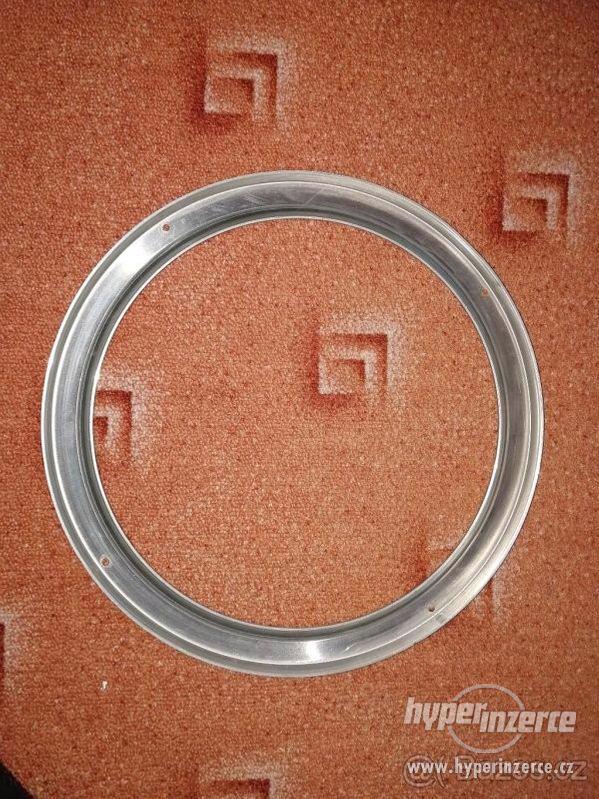 krasné kroužky na basáky - foto 2