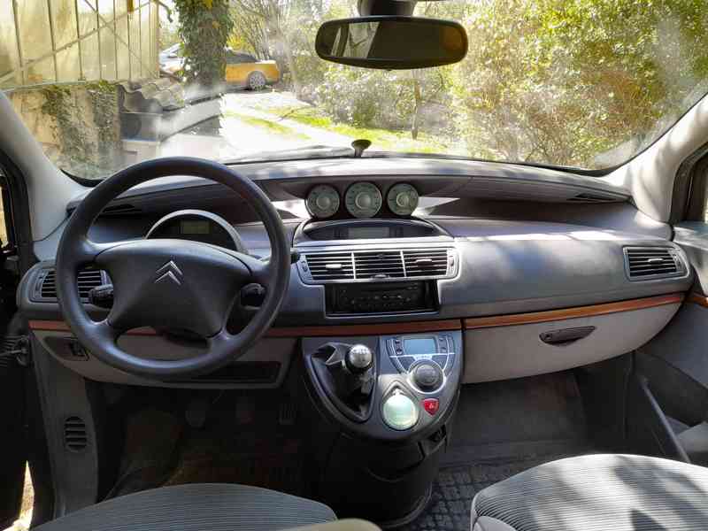 Citroën C8 2.0 HDi, 7 míst – nepojízdné, STK 10/2026 - foto 3