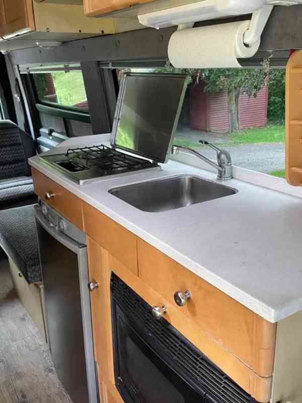 S manželem darujeme náš obytný vůz. - foto 2