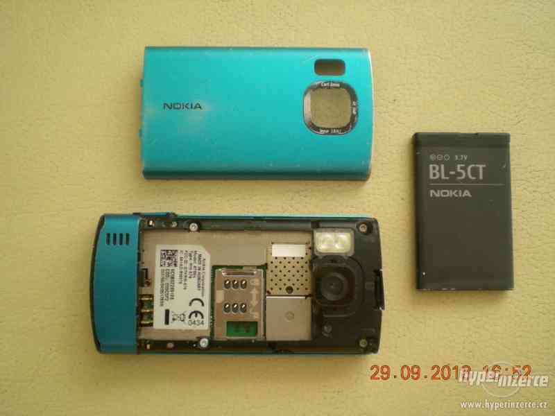 Nokia 6700 slide - telefony s kovovými kryty od 100,-Kč - foto 21