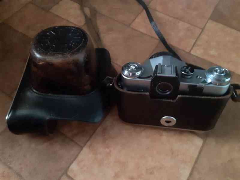 staré fotoaparáty - foto 6