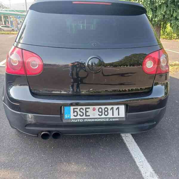 Volkswagen Golf 2,0   Auto - foto 17