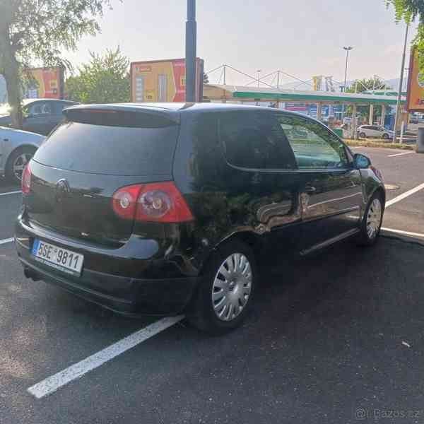 Volkswagen Golf 2,0   Auto - foto 11