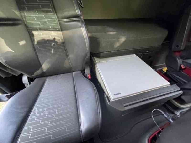 6x2 Volvo FH540 hák kontejner 2lůžka EUR6 - foto 9