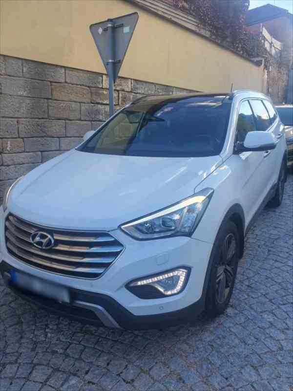 Hyundai Grand Santa Fe 2,2 CRDI 147kW - AWD - foto 1