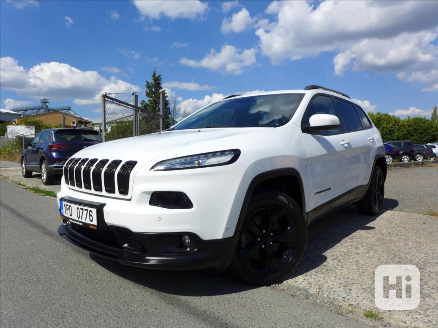 Jeep Cherokee 2,2 M-JET NIGHT EAGLE, 1. MAJ - foto 1