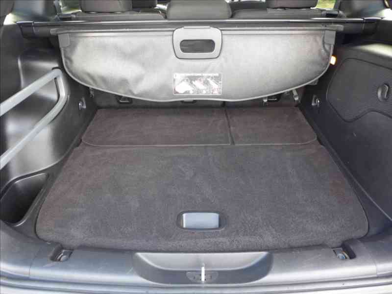 Jeep Cherokee 2,2 M-JET NIGHT EAGLE, 1. MAJ - foto 8