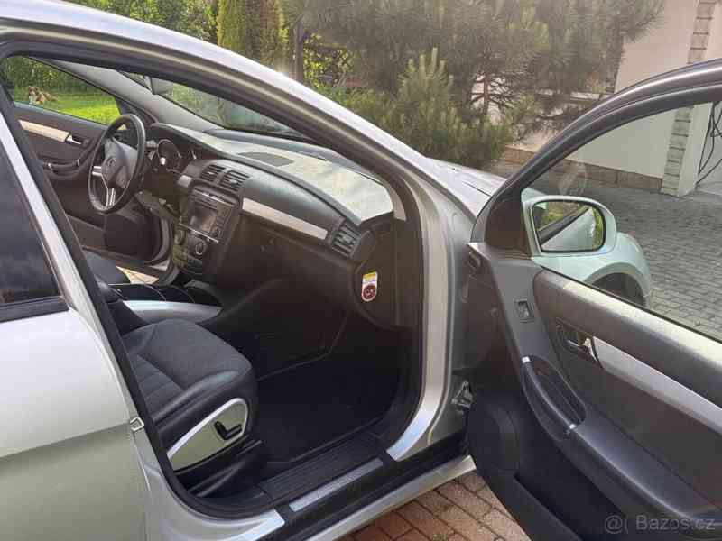 Mercedes-Benz Třídy R R 350 - foto 11