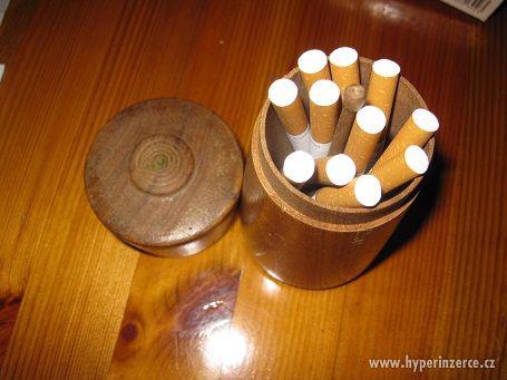 Zásobník ze dřeva - pouzdro na cigarety! - foto 1