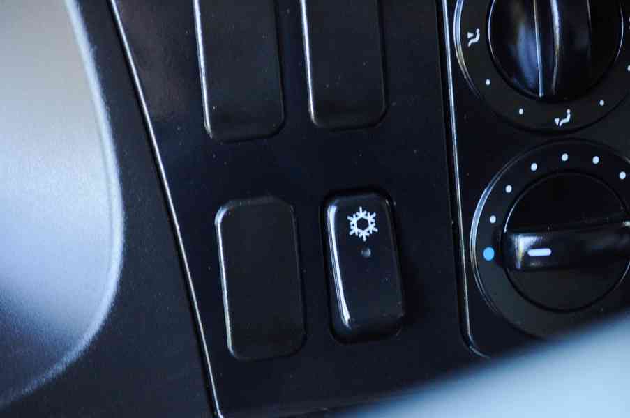 MERCEDES ATEGO 1222 - TŘÍSTRANNÝ S3 SKLÁPĚČ - VYKLÁPĚČ EU5 - foto 59