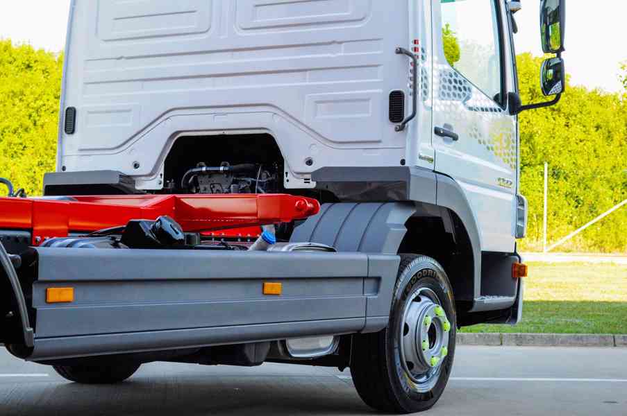 MERCEDES ATEGO 1222 - TŘÍSTRANNÝ S3 SKLÁPĚČ - VYKLÁPĚČ EU5 - foto 95
