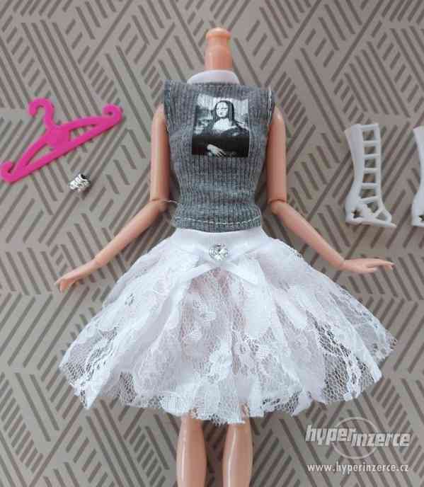 NOVÉ! Set pro panenku Barbie, halenka+sukně+boty+nár.+ram. - foto 3
