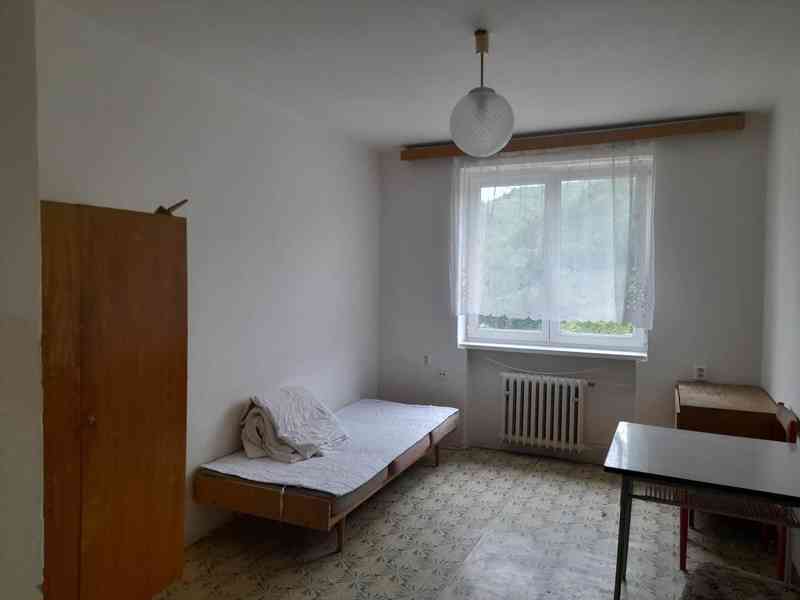 Zařízený pokoj - foto 3