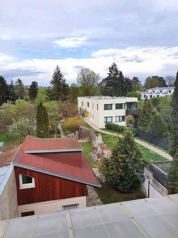 1.lůž. pok. v dívčím 3+1 RD, Studentka/ml. prac., prač/suš. - foto 12