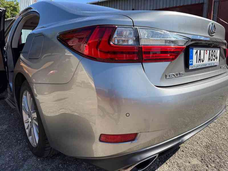 LEXUS ES250 - foto 12