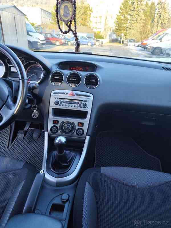 Peugeot 308 1,6 - foto 5