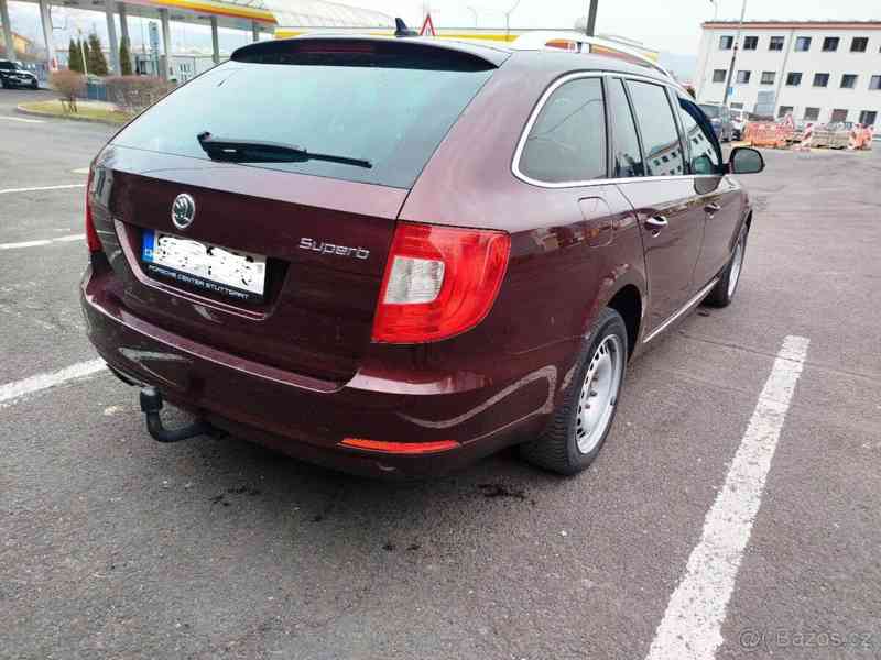 Škoda Superb - foto 13