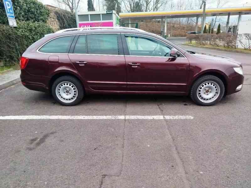 Škoda Superb - foto 7