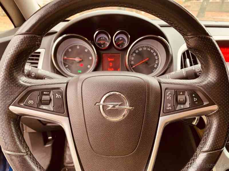 Opel Astra 2,0   J SPORTS TOURER - foto 12