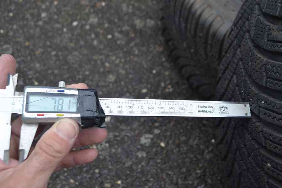 Š.Karoq, S.Ateca – Zánovní zimní komplet 215/60R16 Firestone - foto 14