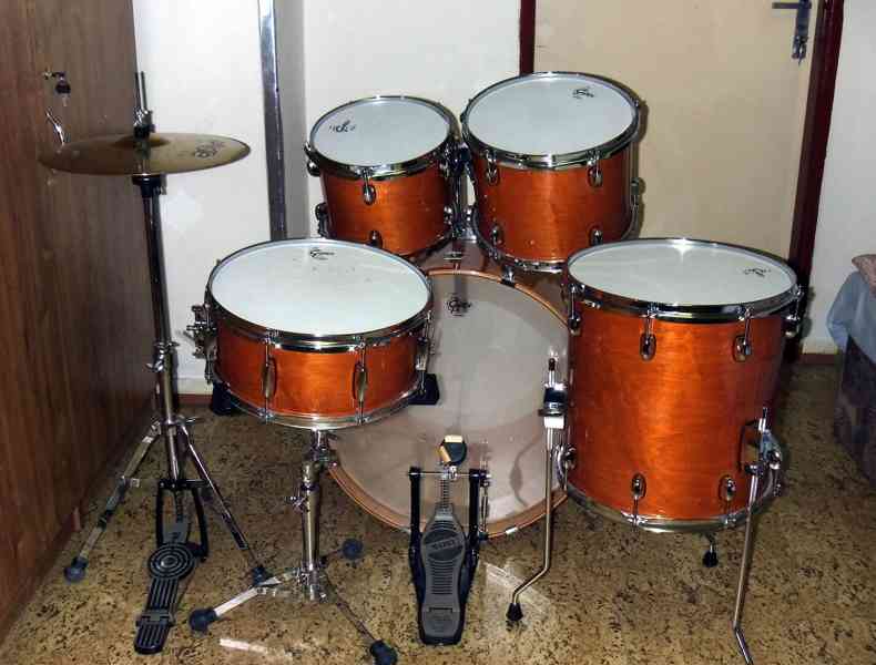 Prodám bicí Gretch Catalina Maple s dvěma floortomy  - foto 2