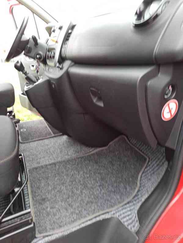 Opel Vivaro 1,6 - foto 11