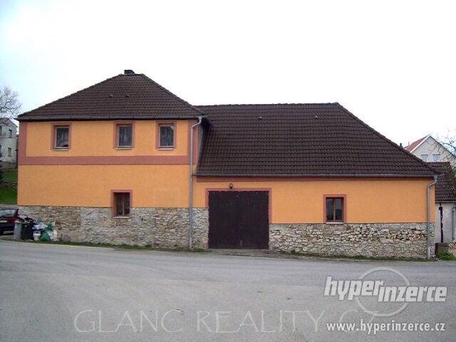 = SLEVA =  RD 4+1, Ratiboř (254 m2), okr. Jindřichův Hradec. - foto 2