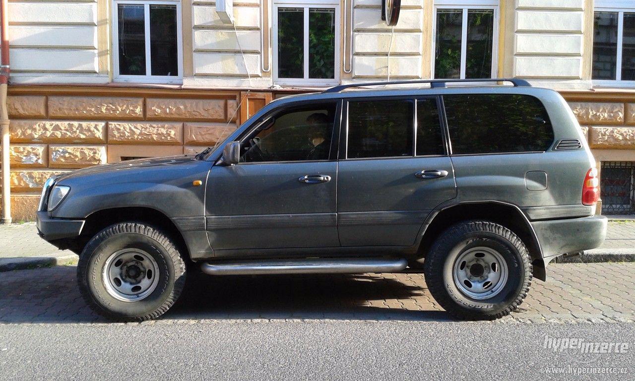 TOYOTA LAND CRUISER 100 - foto 1