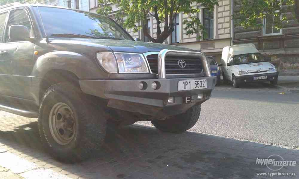 TOYOTA LAND CRUISER 100 - foto 4