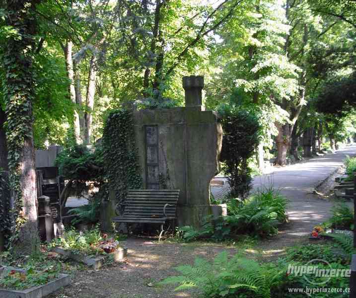 Prodej rodinného hrobu na Olšanském hřbitově. - foto 4