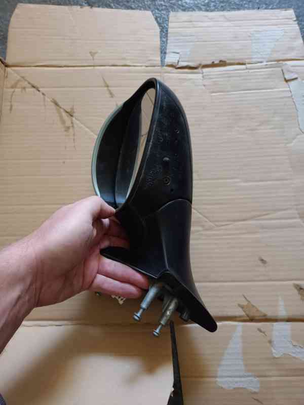 Pravé zrcátko Xsara Picasso 2002 - foto 4